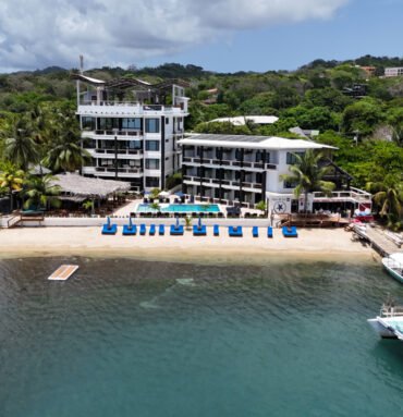 Island Diving Center